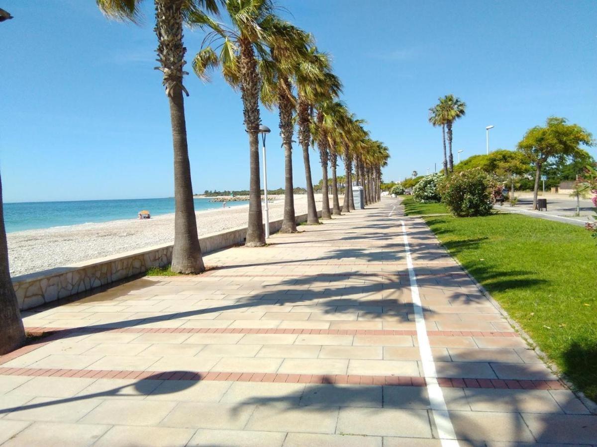 Apartamento En La Playa 레스 카세스 달카나르 외부 사진